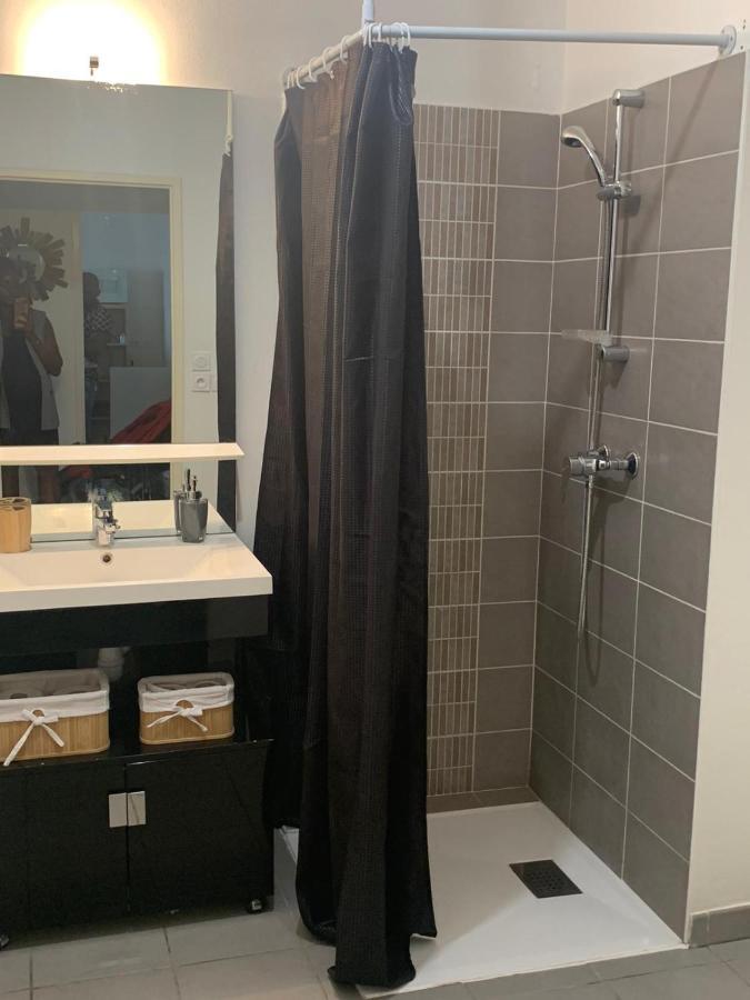 Appartement Lac Rose - Parking, Metro, Jusqu'A 4 Personnes マルセイユ エクステリア 写真