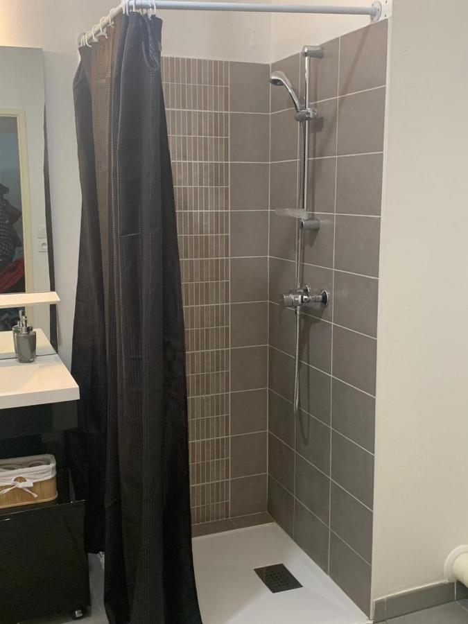Appartement Lac Rose - Parking, Metro, Jusqu'A 4 Personnes マルセイユ エクステリア 写真