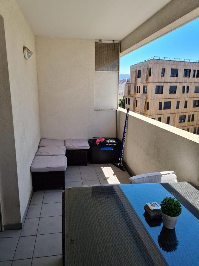 Appartement Lac Rose - Parking, Metro, Jusqu'A 4 Personnes マルセイユ エクステリア 写真